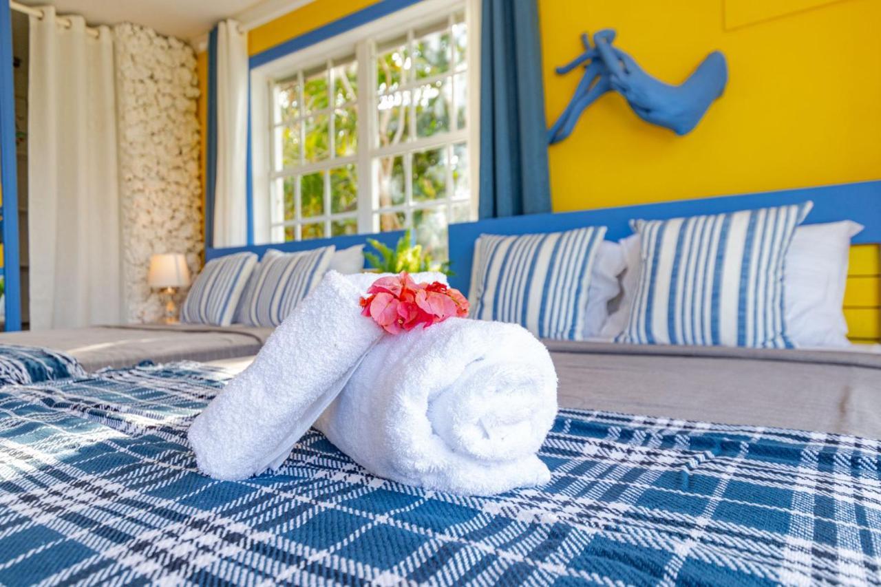 Viking Hill Oceanfront Hostel & Resort Насау Екстериор снимка