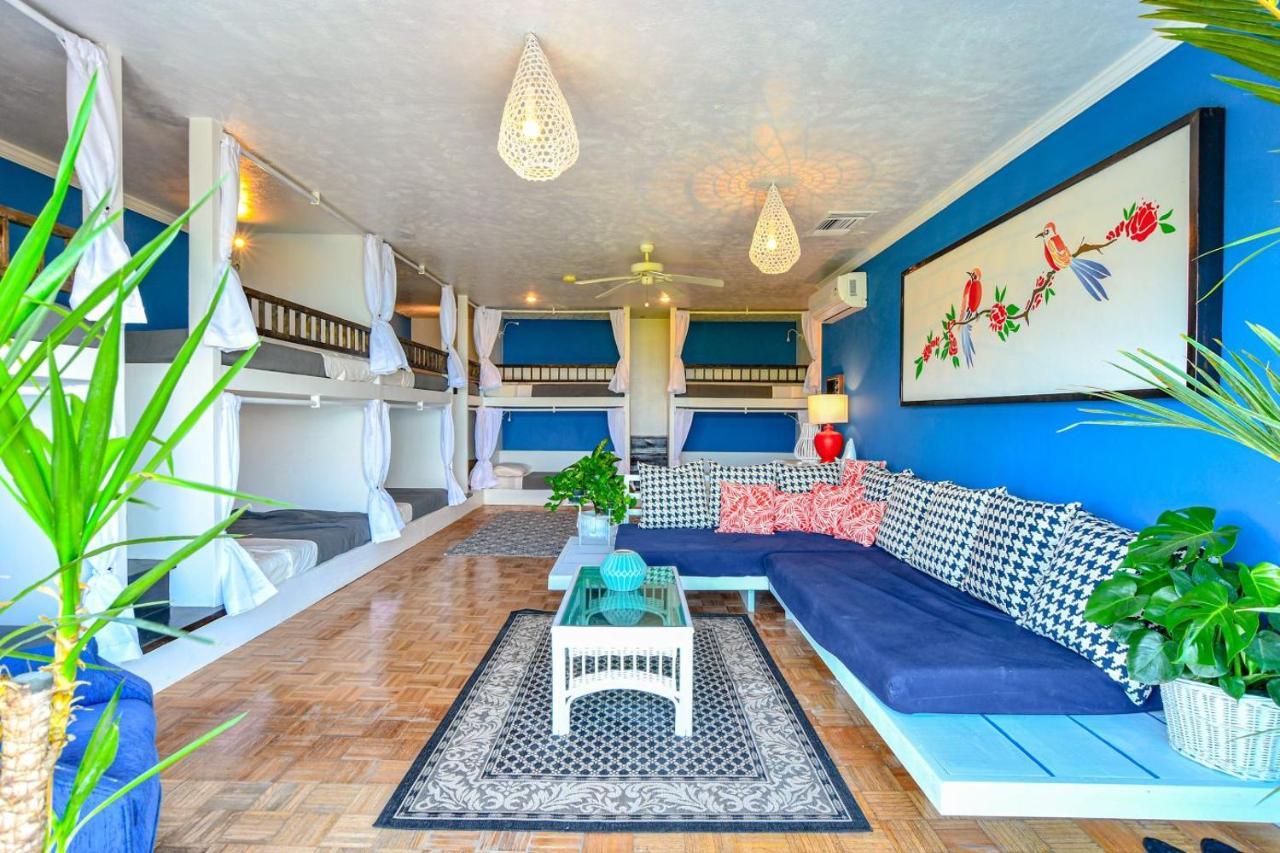 Viking Hill Oceanfront Hostel & Resort Насау Екстериор снимка